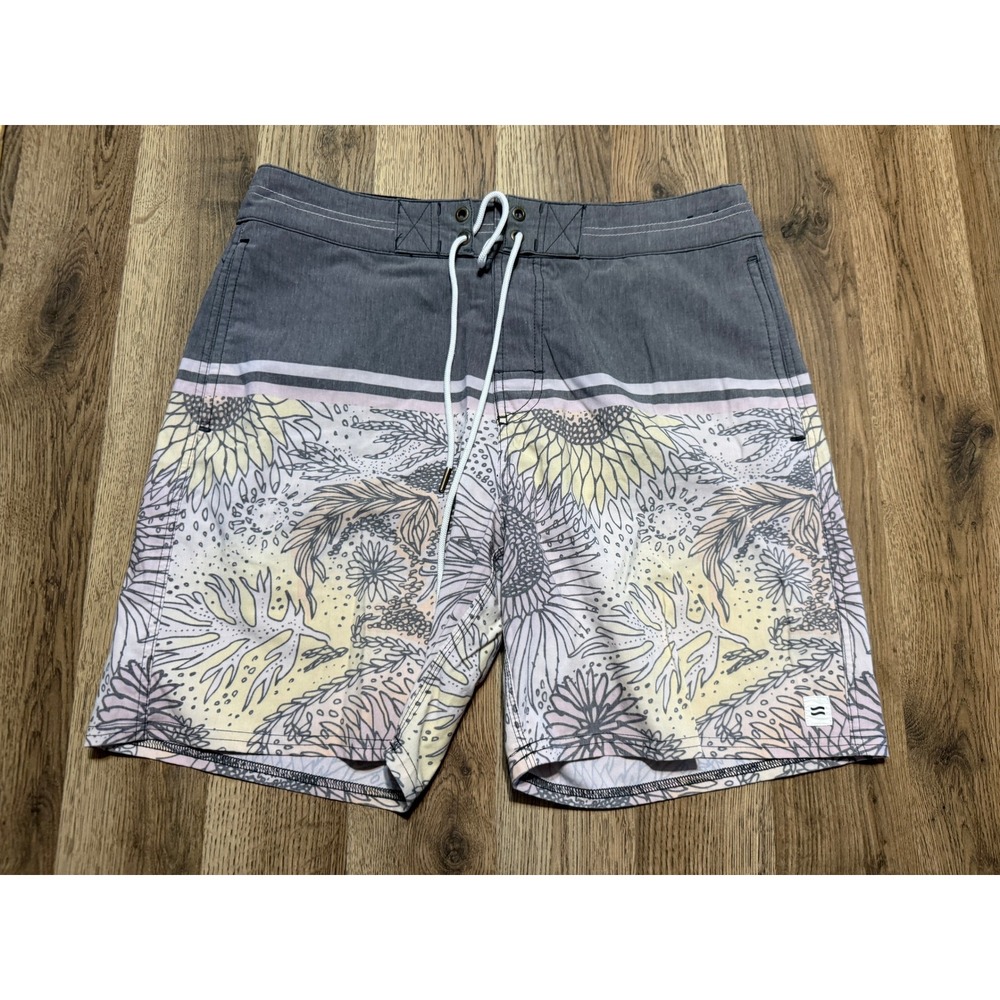 Trunks Co Board Shorts Mens 32 Gray Floral Sunflower Swimwear Excellent